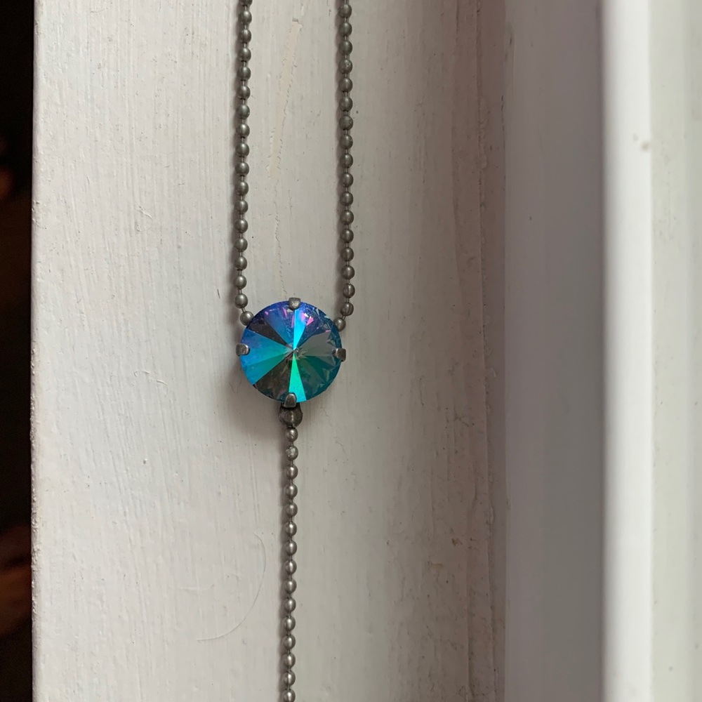 Y-lariat necklace